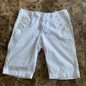 GAP Women's White Button-Detail Bermudas